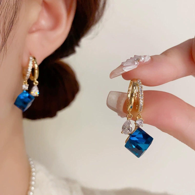 Pendientes Elegantes de Cubo Cristal Azul 💙