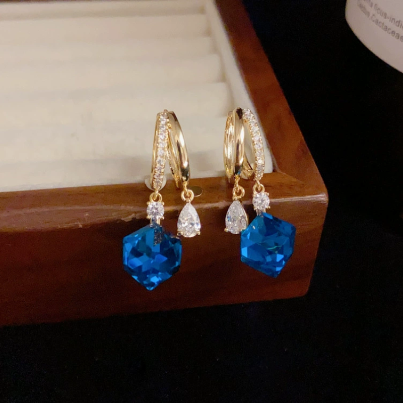 Pendientes Elegantes de Cubo Cristal Azul 💙