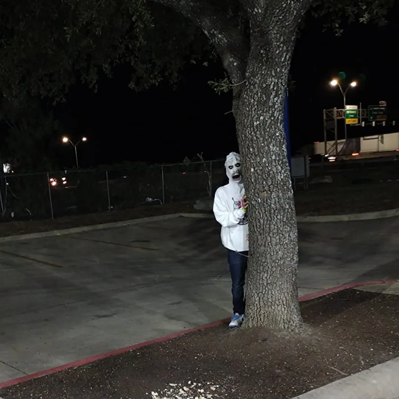 Máscara de Monja con Velo del Horror🧟‍♀️