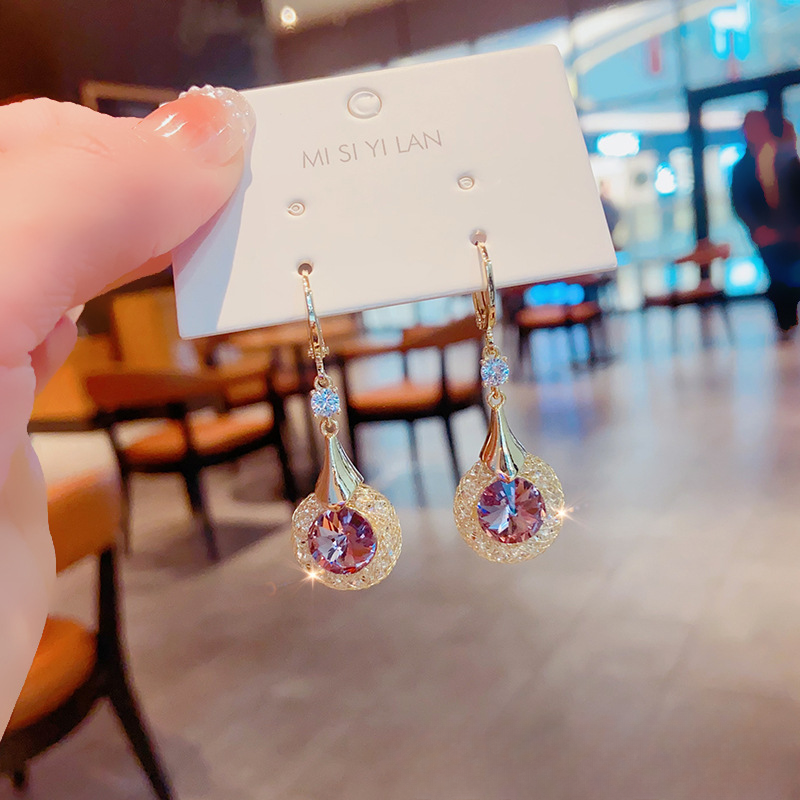 Pendientes Gota de Lujo Dorado